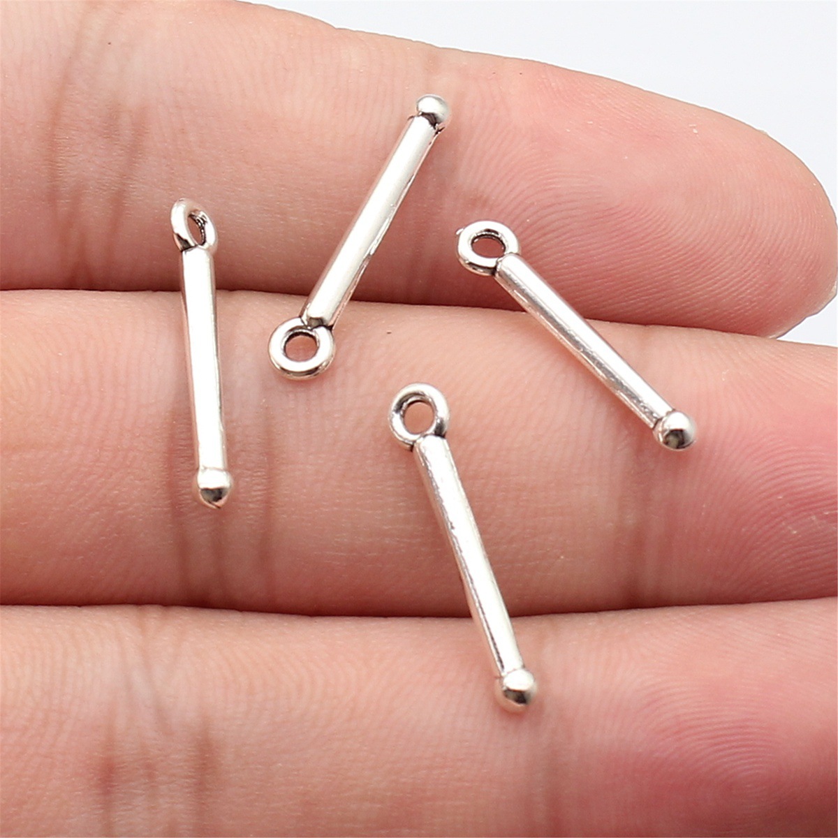 80 piezas de dijes colgantes c - Vintage Tech Accessories reseña y precio